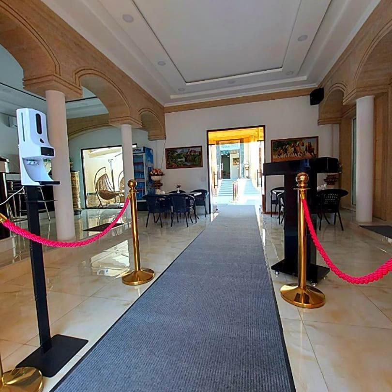 Queens 2 Hotel Ташкент Экстерьер фото