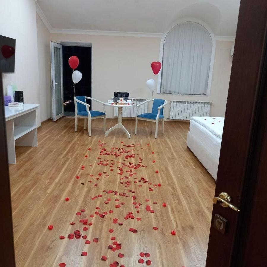 Queens 2 Hotel Ташкент Экстерьер фото