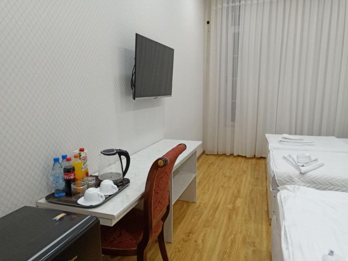 Queens 2 Hotel Ташкент Экстерьер фото